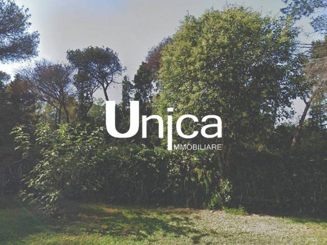 Terreno in vendita a Casal Palocco, Montecompatri