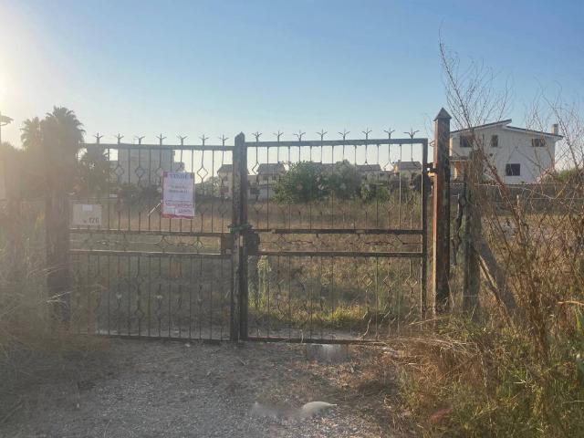 Terreno in vendita a Casal Palocco, Roma