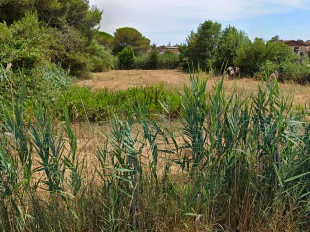 Terreno in vendita a Stagni di Ostia, Roma Capitale