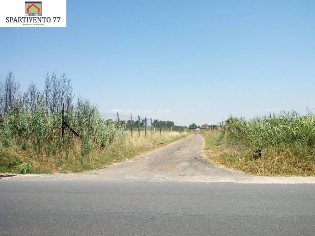 Terreno in vendita a Casal Palocco, Roma