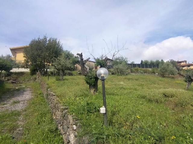 Terreno in vendita a Centroni, Roma Capitale