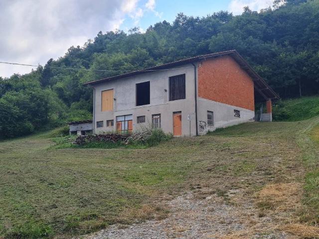 Terreno in vendita a Romagnese, Lombardia