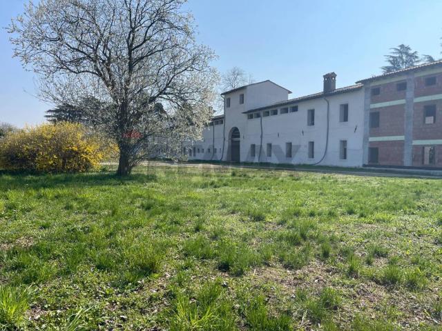 Terreno in vendita a Romano D'ezzelino, Veneto