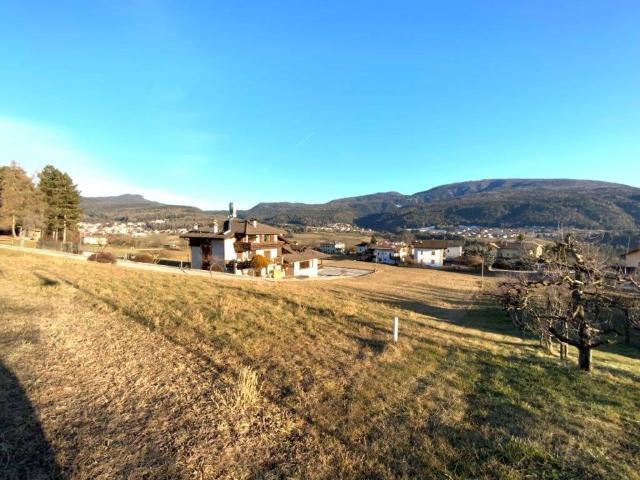 Terreno in vendita a Comunità della Val di Non, Romeno