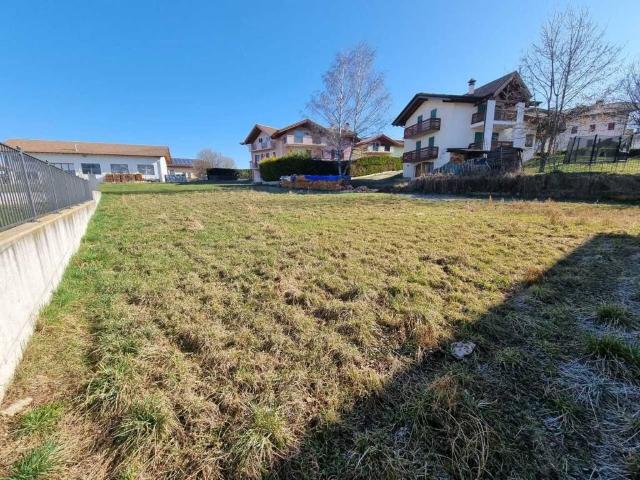 Terreno in vendita a Comunità della Val di Non, Romeno