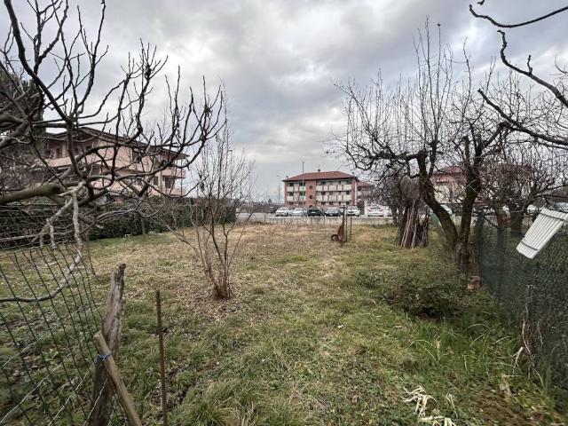 Terreno in vendita a Ronco Briantino, Lombardia