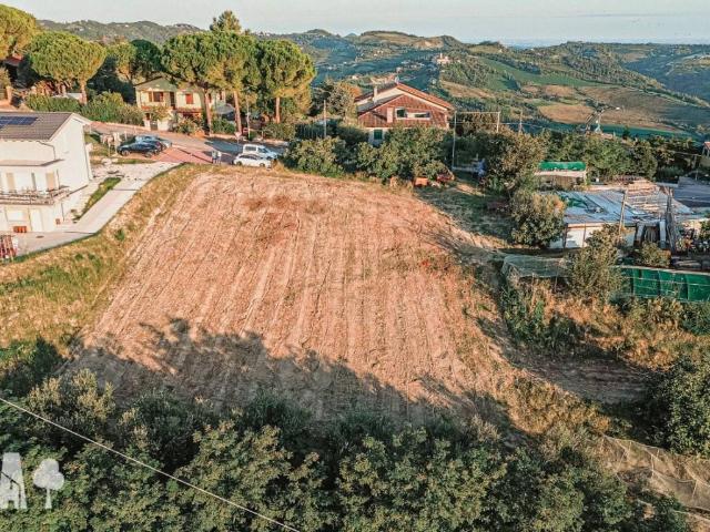Terreno in vendita a Roncofreddo, Reggio Emilia