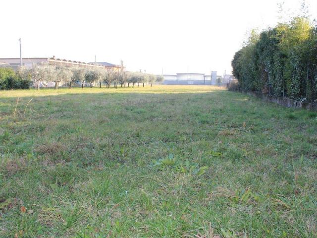Terreno in vendita a Rosà, Veneto