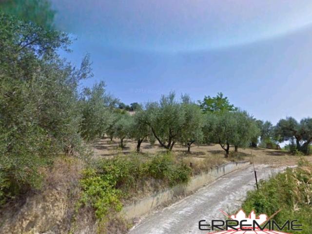Terreno in vendita a Rosciano, Abruzzo