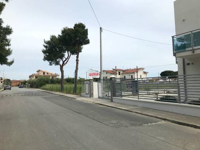 Terreno in vendita a Marina di Roseto Capo Spulico, Calabria