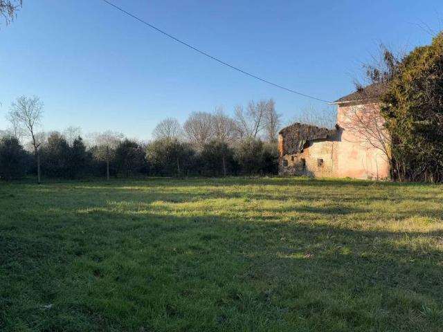 Terreno in vendita a Rossano Veneto, Veneto