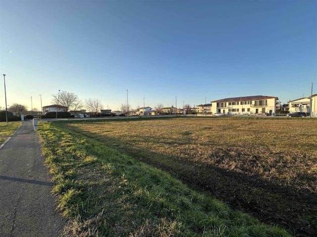 Terreno in vendita a Rottofreno, Reggio Emilia