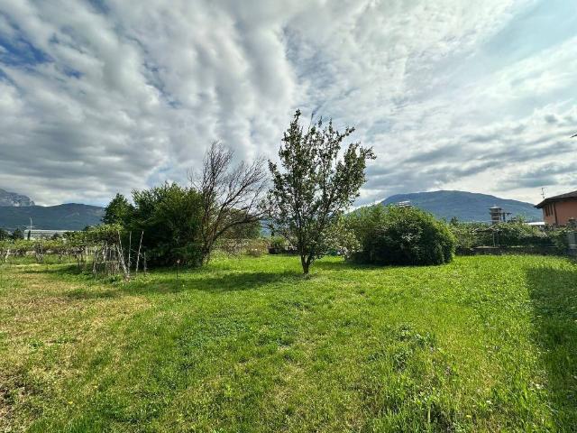 Terreno in vendita a Comunità della Vallagarina, Borgo Sacco