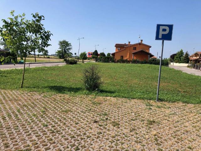 Terreno in vendita a Rovigo, Veneto