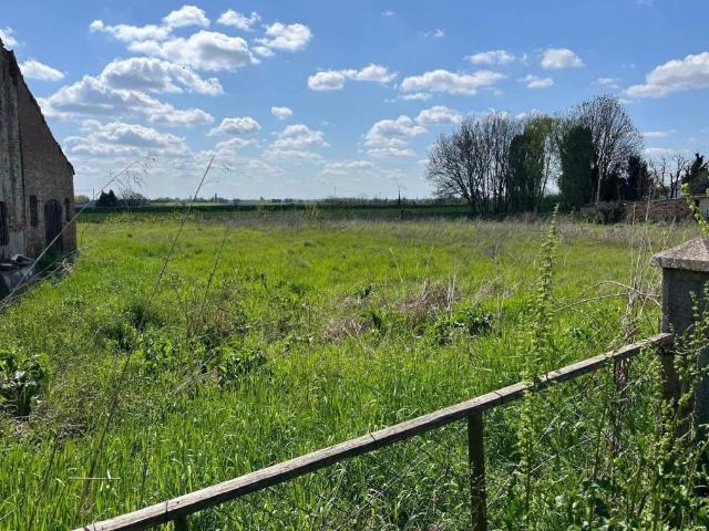 Terreno in vendita a Rovigo, Veneto