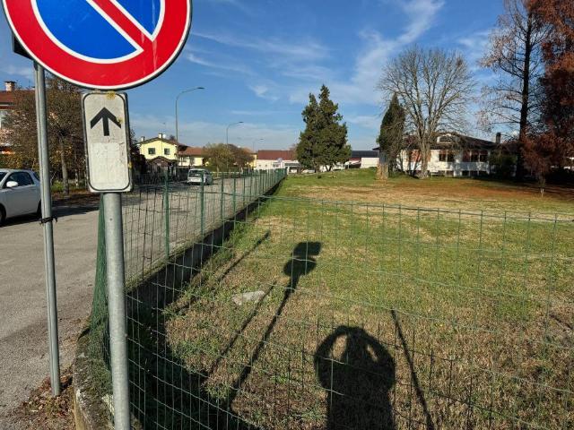 Terreno in vendita a Rovigo, Veneto
