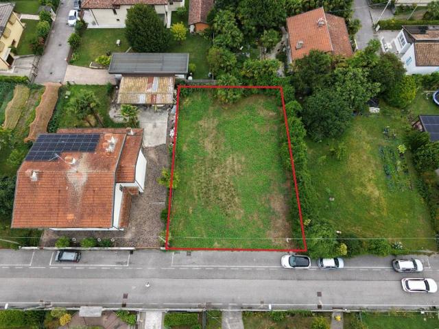 Terreno in vendita a San Odorico, Sacile