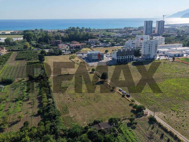 Terreno in vendita a Salerno, Campania