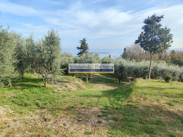 Terreno in vendita a Villa di Salò, Salò