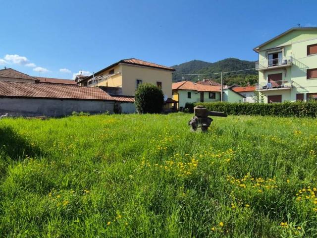 Terreno in vendita a Comunità Montana del Piambello, Saltrio