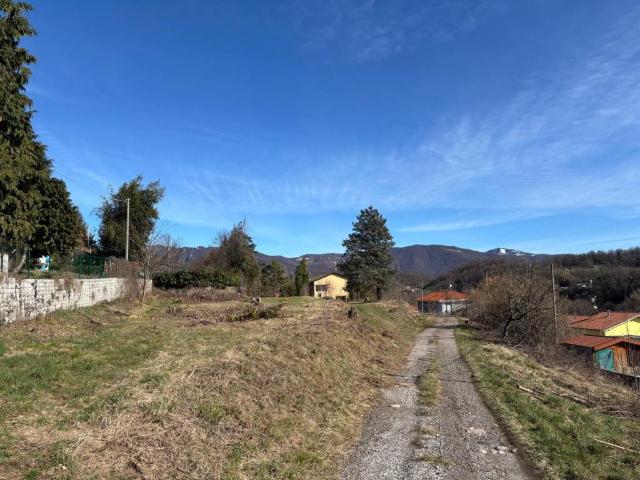 Terreno in vendita a Comunità Montana del Piambello, Saltrio