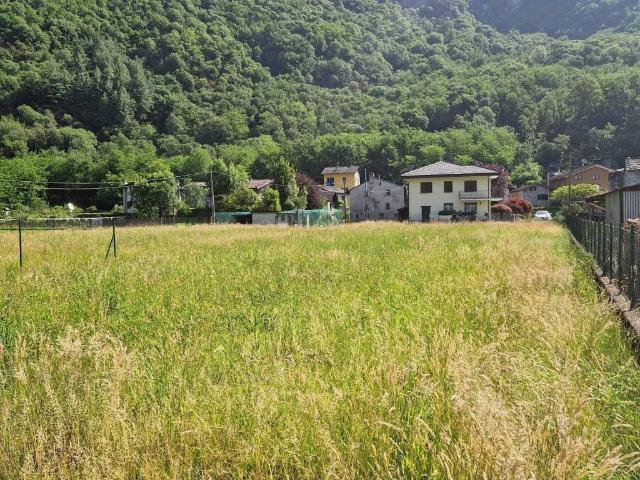Terreno in vendita a Comunità montana della Valchiavenna, San Pietro Samolaco