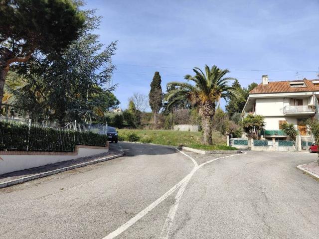 Terreno in vendita a Ponterotto, Marche