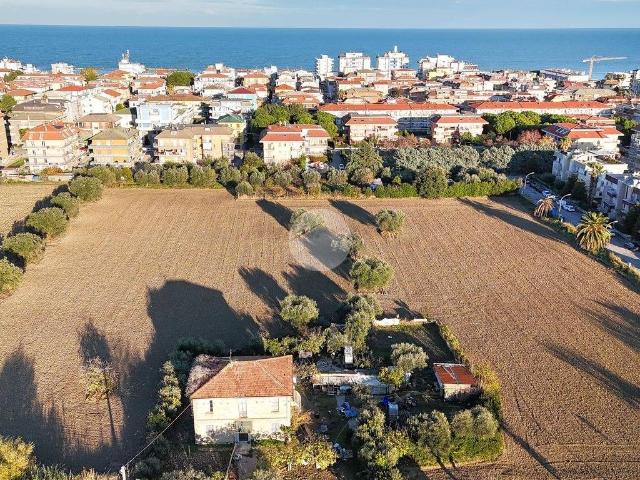 Terreno in vendita a Sentina, Marche