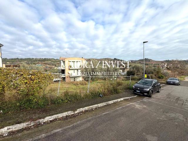 Terreno in vendita a Ponterotto, Marche