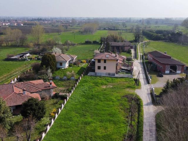 Terreno in vendita a Campagna, San Colombano Al Lambro