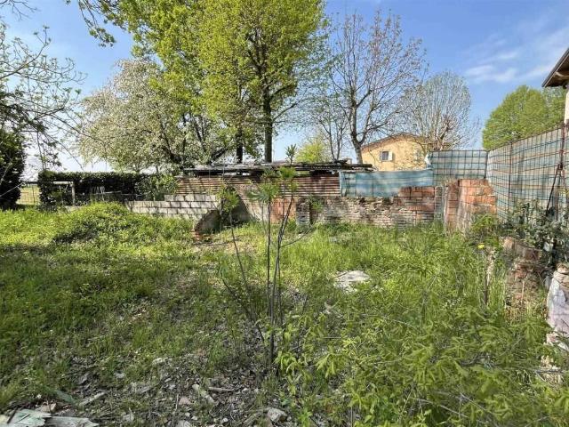 Rustico in vendita a Unione Comuni Modenesi Area Nord, San Felice Sul Panaro