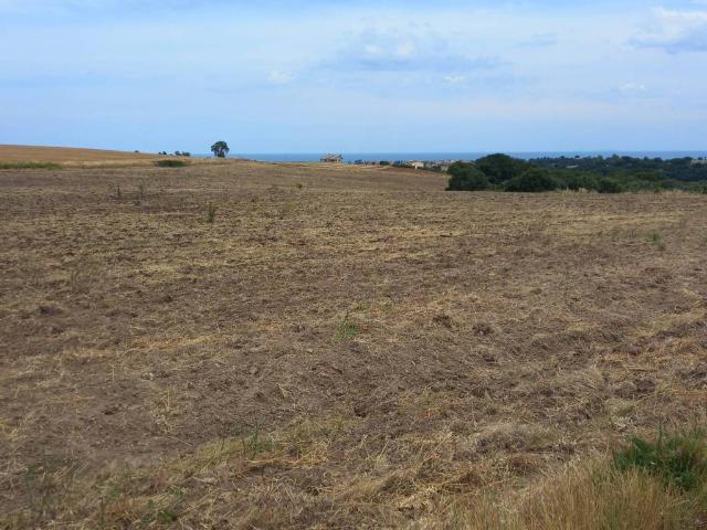 Terreno in vendita a San Giacomo Degli Schiavoni, Molise