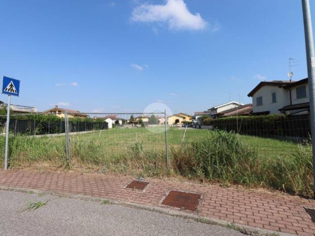 Terreno in vendita a San Giorgio Bigarello, Lombardia