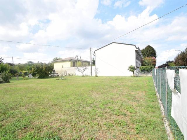Terreno in vendita a San Giorgio Piacentino, Reggio Emilia