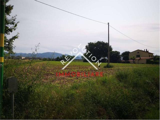 Terreno in vendita a Stazione, San Giustino