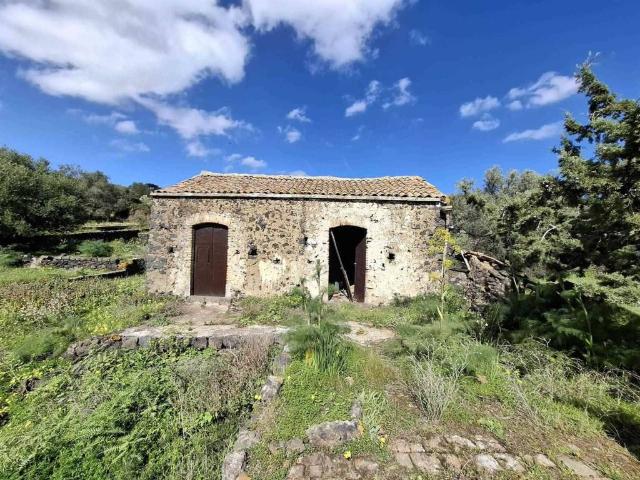Terreno in vendita a Motta, San Gregorio Di Catania