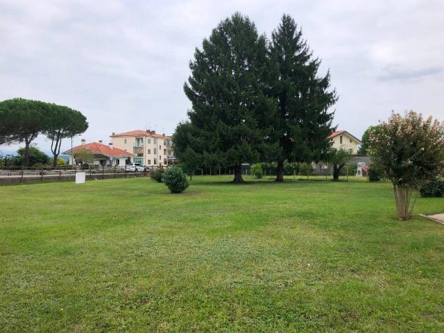 Terreno in vendita a San Lorenzo Isontino, Friuli-Venezia Giulia