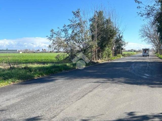 Terreno in vendita a San Marcellino, Campania