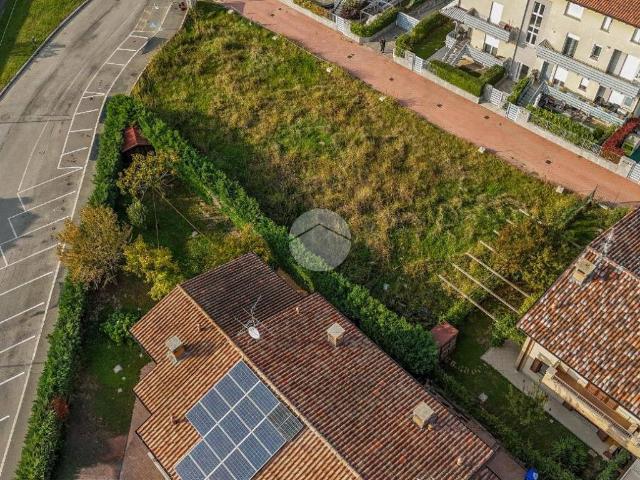 Terreno in vendita a San Martino In Strada, Lombardia