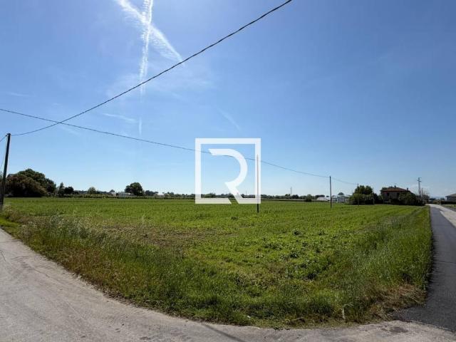 Terreno in vendita a San Mauro Pascoli, Reggio Emilia