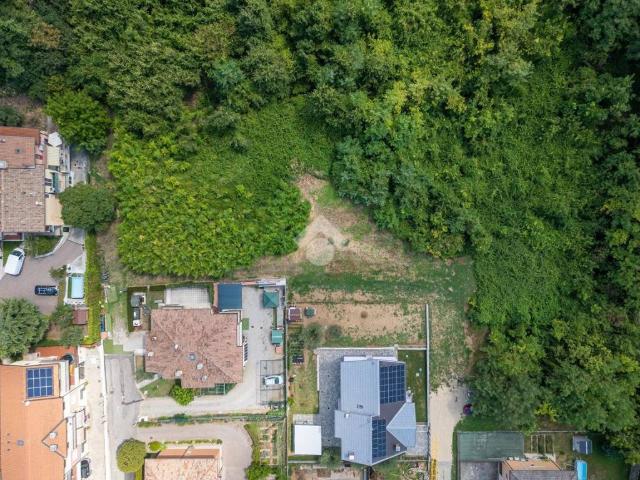 Terreno in vendita a San Pietro In Cariano, Veneto