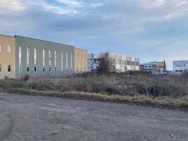 Terreno in vendita a Unione Reno Galliera, San Pietro In Casale