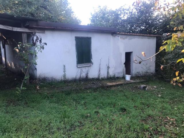 Terreno in vendita a San Potito Ultra, Campania