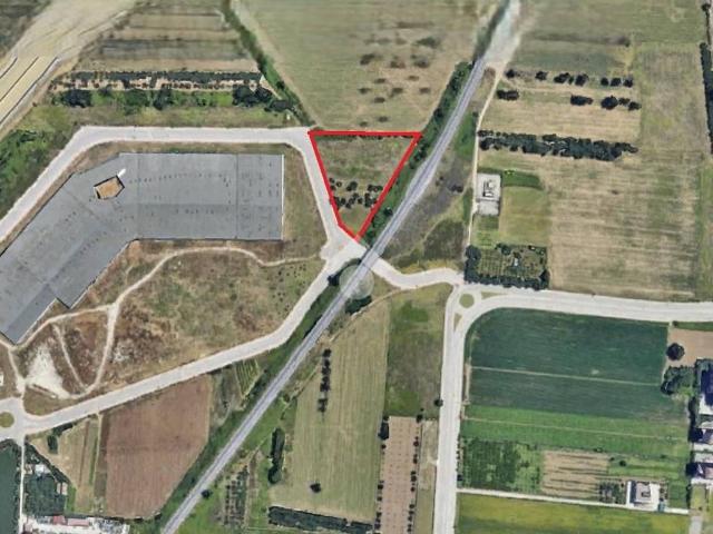 Terreno in vendita a San Prisco, Caserta