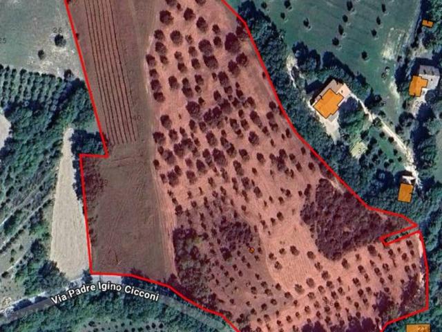 Terreno in vendita a Marche, Macerata