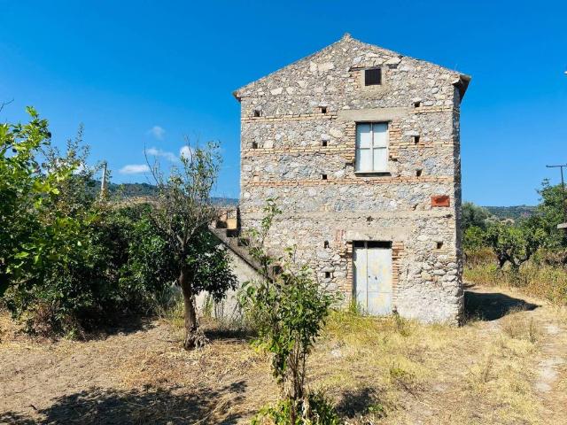 Terreno in vendita a Calabria, Catanzaro