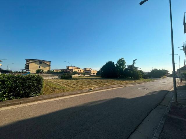 Terreno in vendita a San Tammaro, Campania