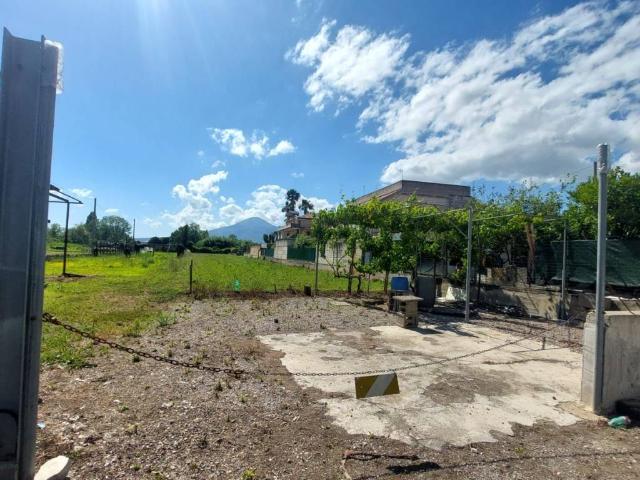Terreno in vendita a San Valentino Torio, Campania