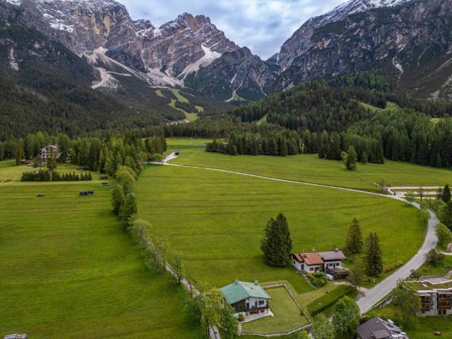 Terreno in vendita a San Vito Di Cadore, Veneto