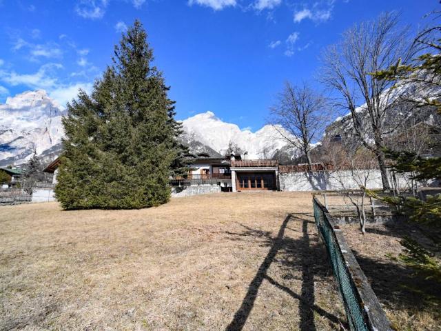 Terreno in vendita a San Vito Di Cadore, Veneto
